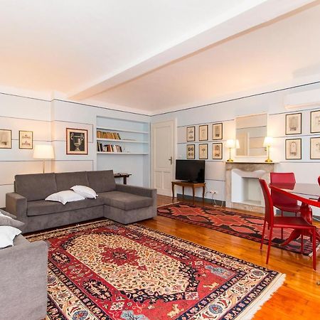 Golden Eagle Apartment Turin Bagian luar foto